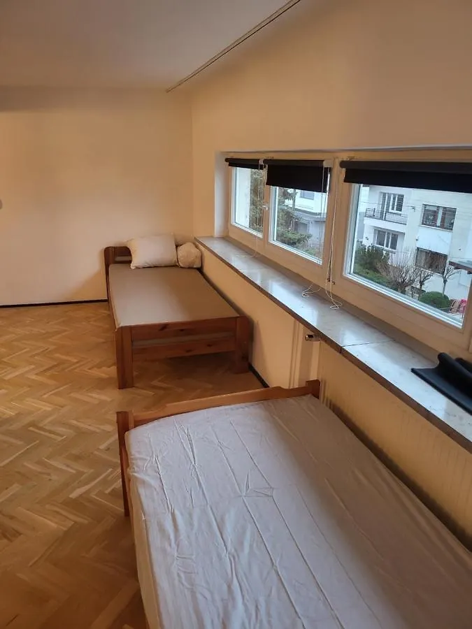 Hostel Rooms4Rest Cisowa - Private Rooms For Tourists - Atr Consulting Sp, Z O,O, Warschau Polen