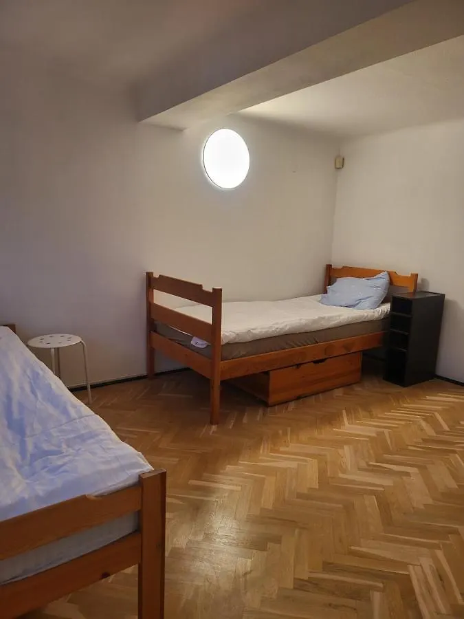 Rooms4Rest Cisowa - Private Rooms For Tourists - Atr Consulting Sp, Z O,O, Warschau Hostel
