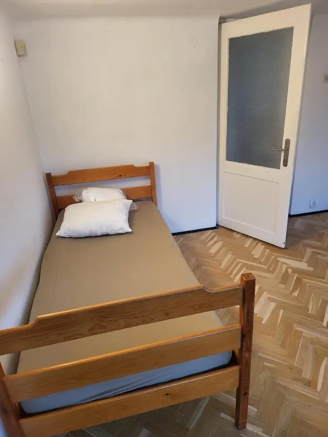 Rooms4Rest Cisowa - Private Rooms For Tourists - Atr Consulting Sp, Z O,O, Варшава